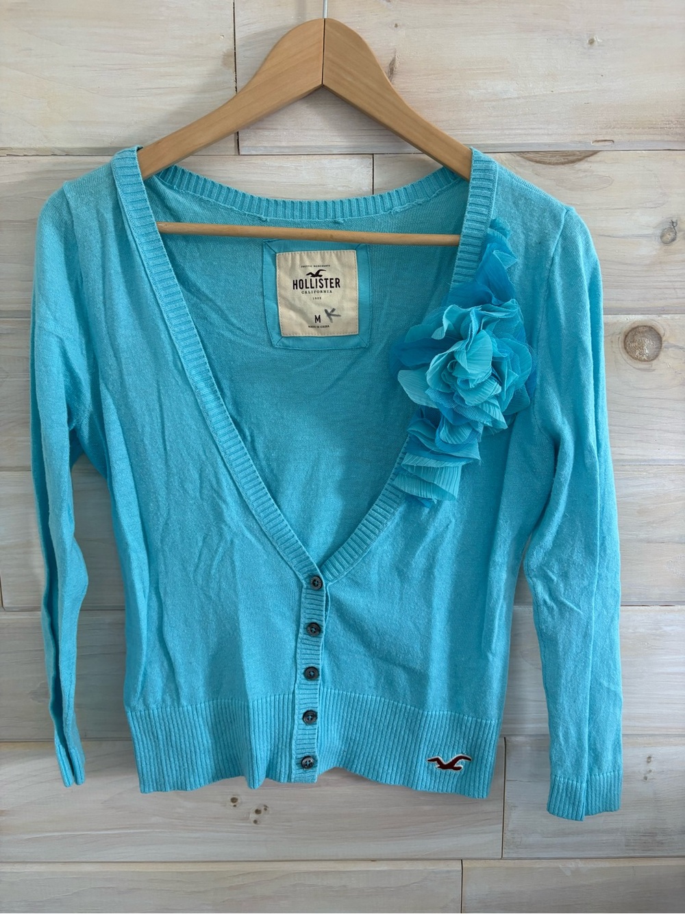 Hollister Turquoise Floral Accent V-Neck Cardigan